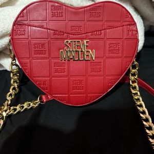 Steve Madden heart crossbody